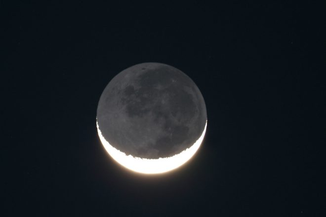 4月26日の夕方に 月と金星が並びます ディスカバリーパーク焼津天文科学館